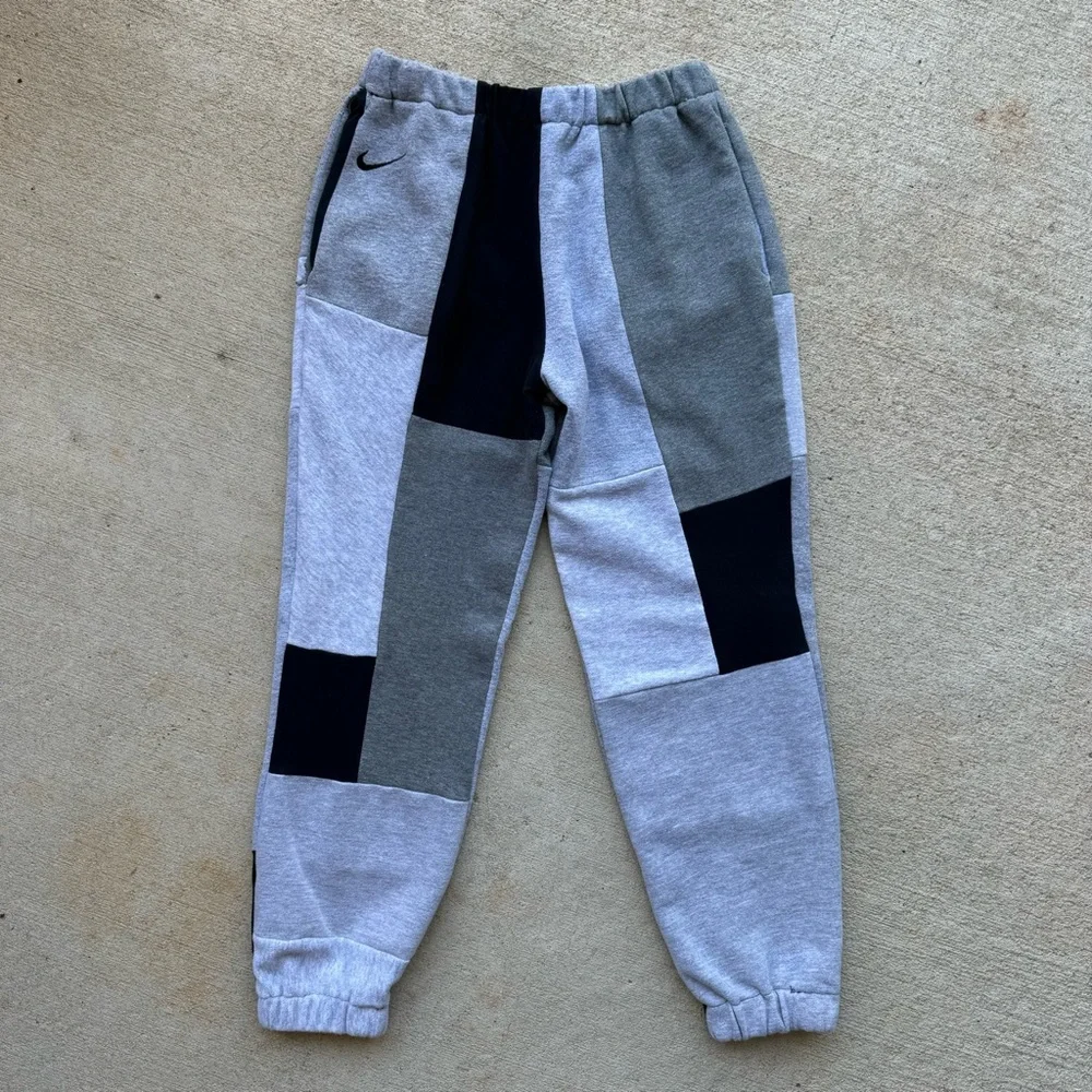 Upcycled Nike Patchwork Set - Picture 4 of 5